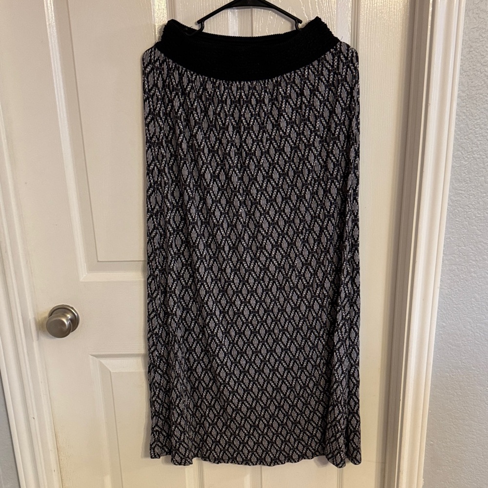 Full Tilt Black and White Geometric Maxi Skirt